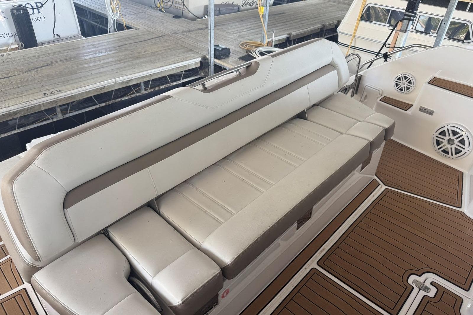 2016 Regal 46 Sport Coupe — Guntersville, AL (photo 14)