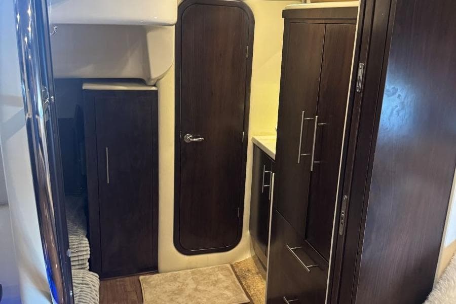 2016 Regal 46 Sport Coupe — Guntersville, AL (photo 40)
