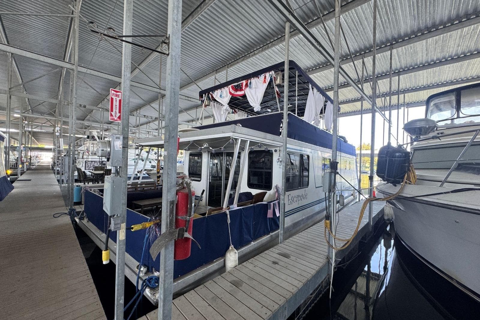 2006 Catamaran Cruisers Aqua Cruiser Executive - 51' — Hendersonville, TN (photo 27)