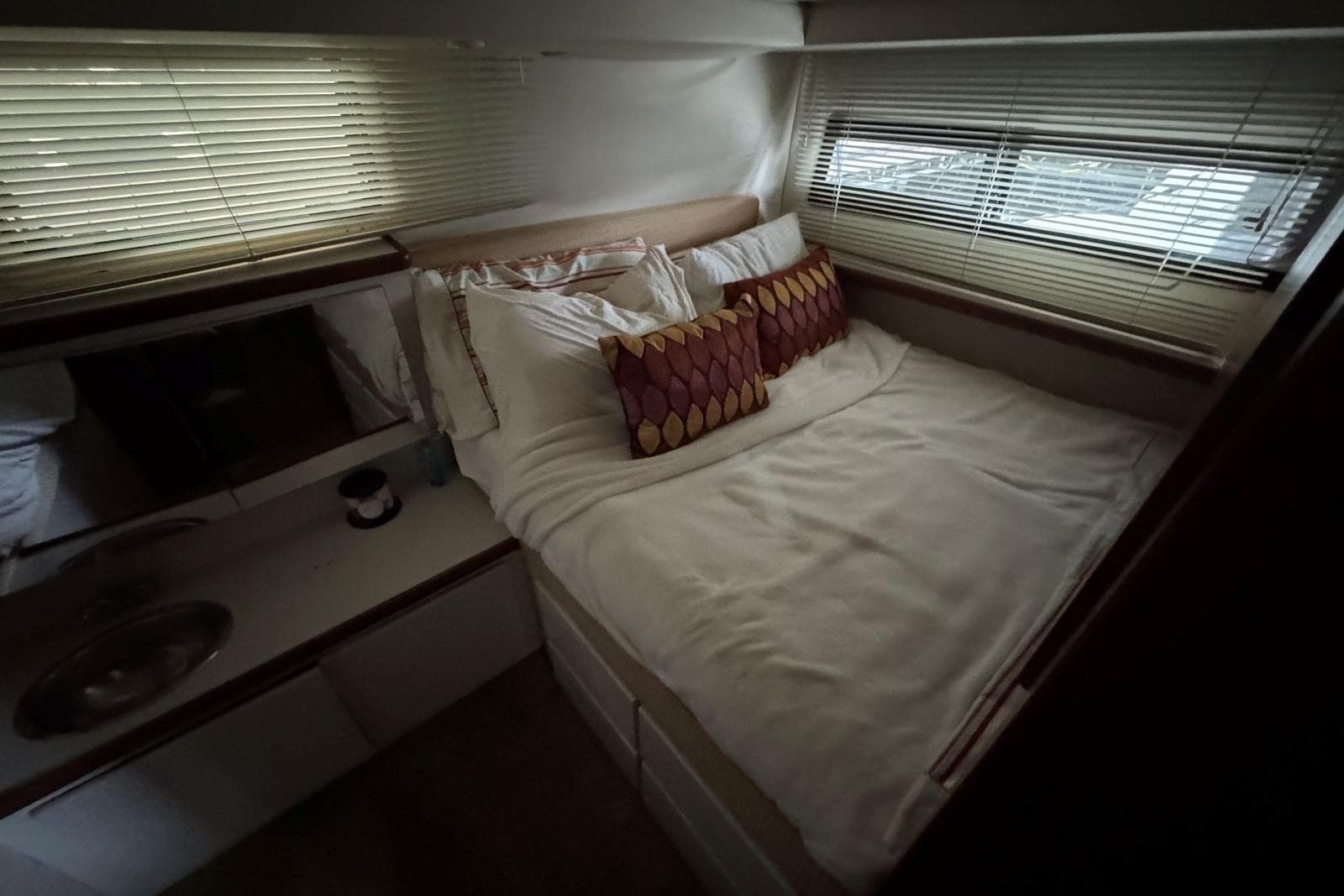 1993 Carver 300 Aft Cabin — Mt Juliet, TN (photo 11)