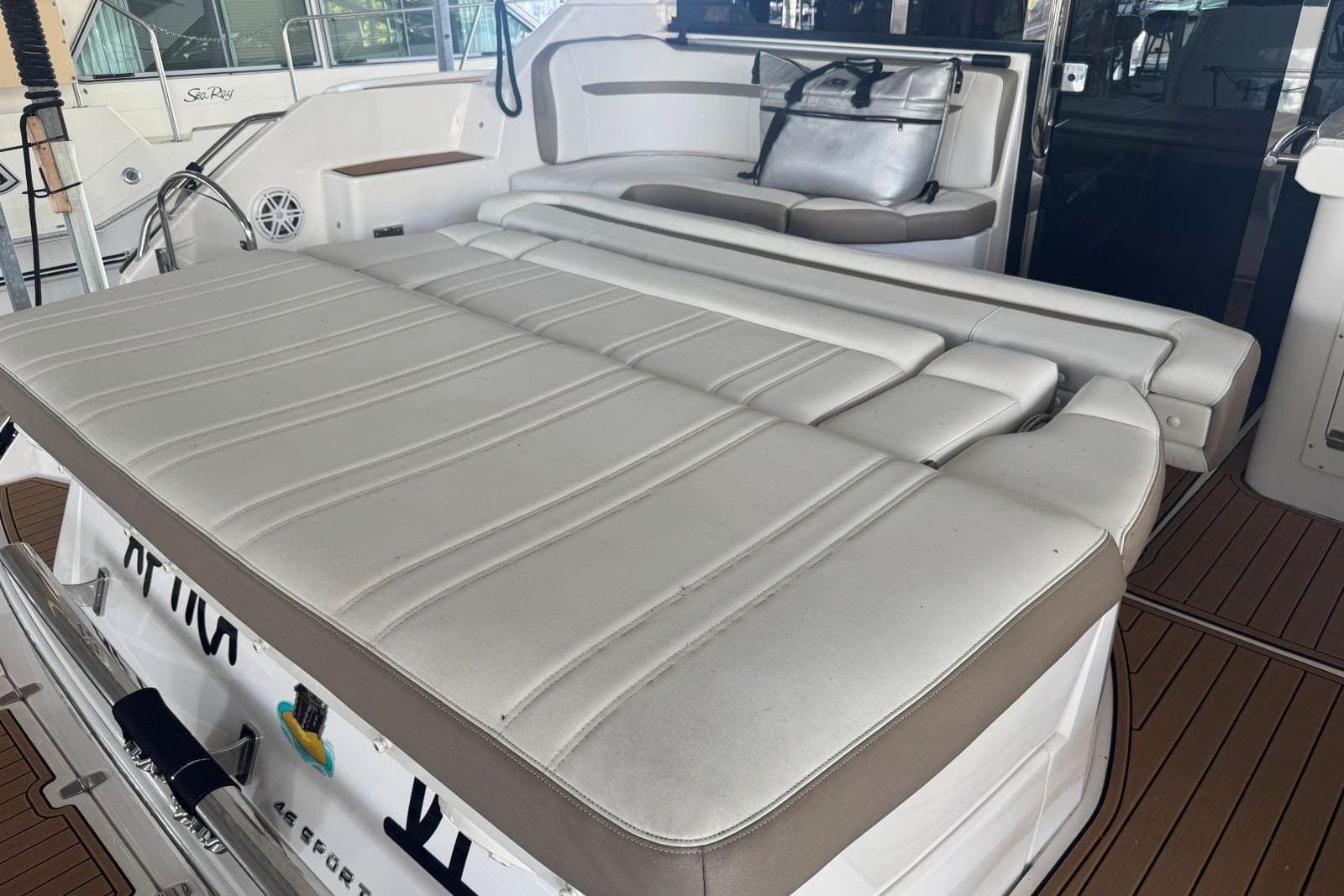 2016 Regal 46 Sport Coupe — Guntersville, AL (photo 11)