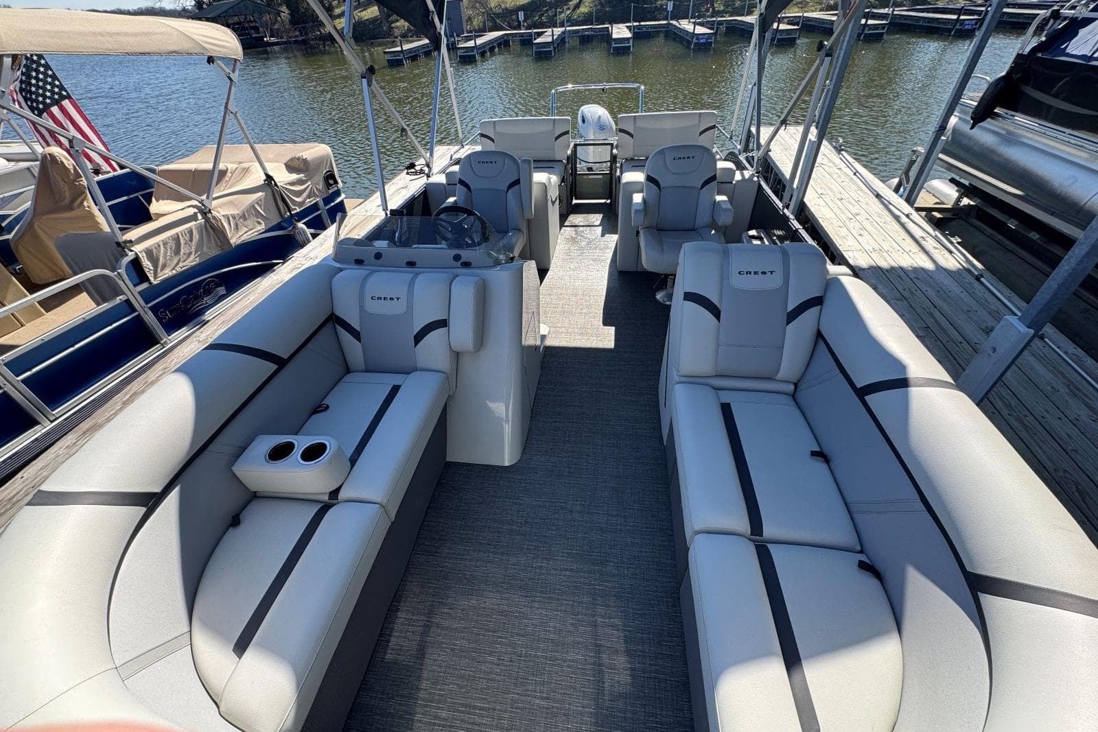 2024 Crest Classic LX 220 SLRC — Hendersonville, TN (photo 38)