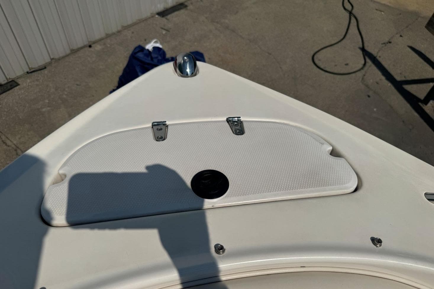 2001 Chaparral 220 SSi — Hendersonville, TN (photo 2)