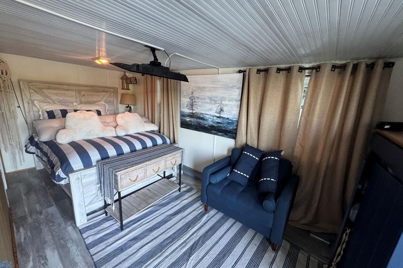 2006 Catamaran Cruisers Aqua Cruiser Executive - 51' — Hendersonville, TN (photo 10)