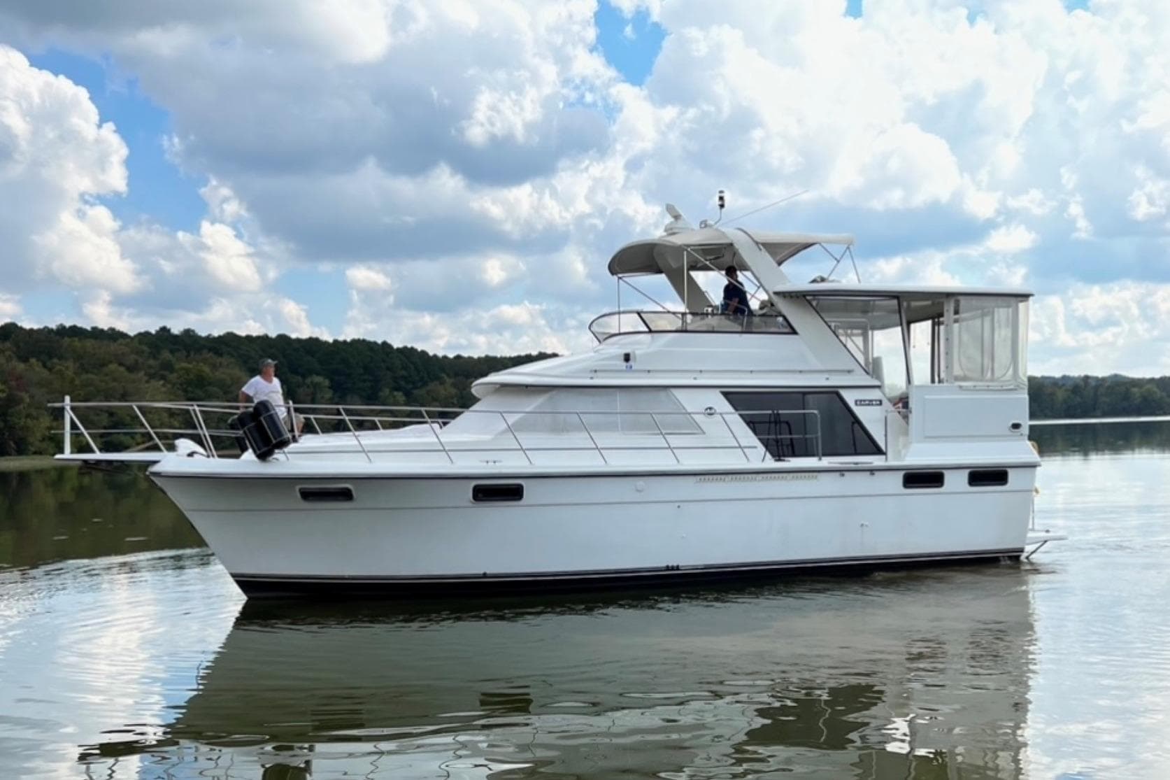 1987 Carver 42 Aft Cabin Motor Yacht