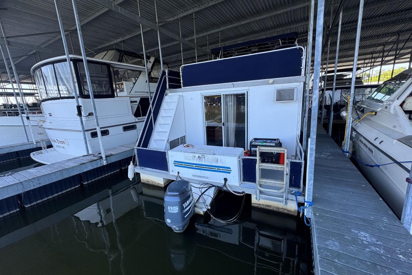 2006 Catamaran Cruisers Aqua Cruiser Executive - 51' — Hendersonville, TN (photo 25)