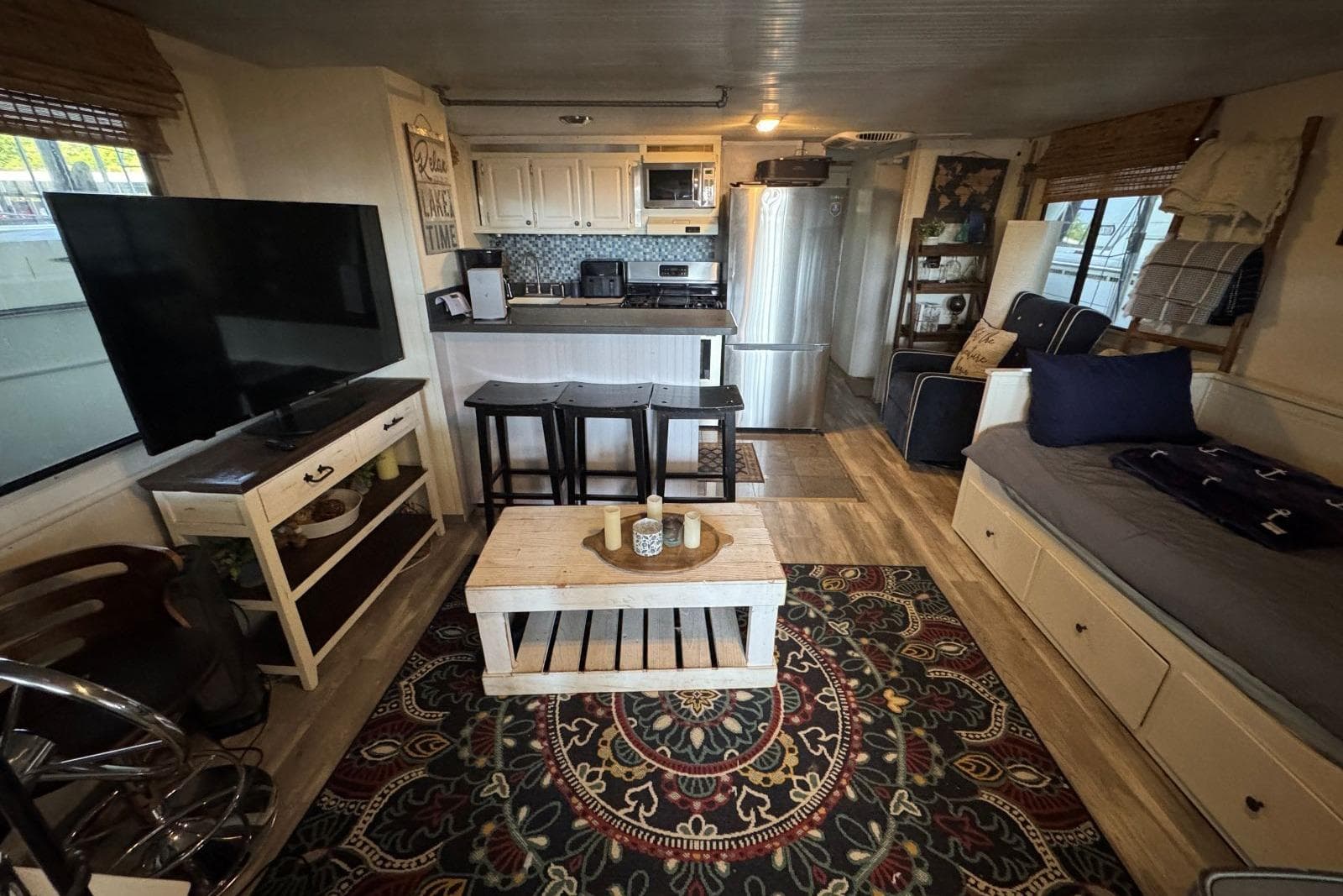 2006 Catamaran Cruisers Aqua Cruiser Executive - 51' — Hendersonville, TN (photo 20)