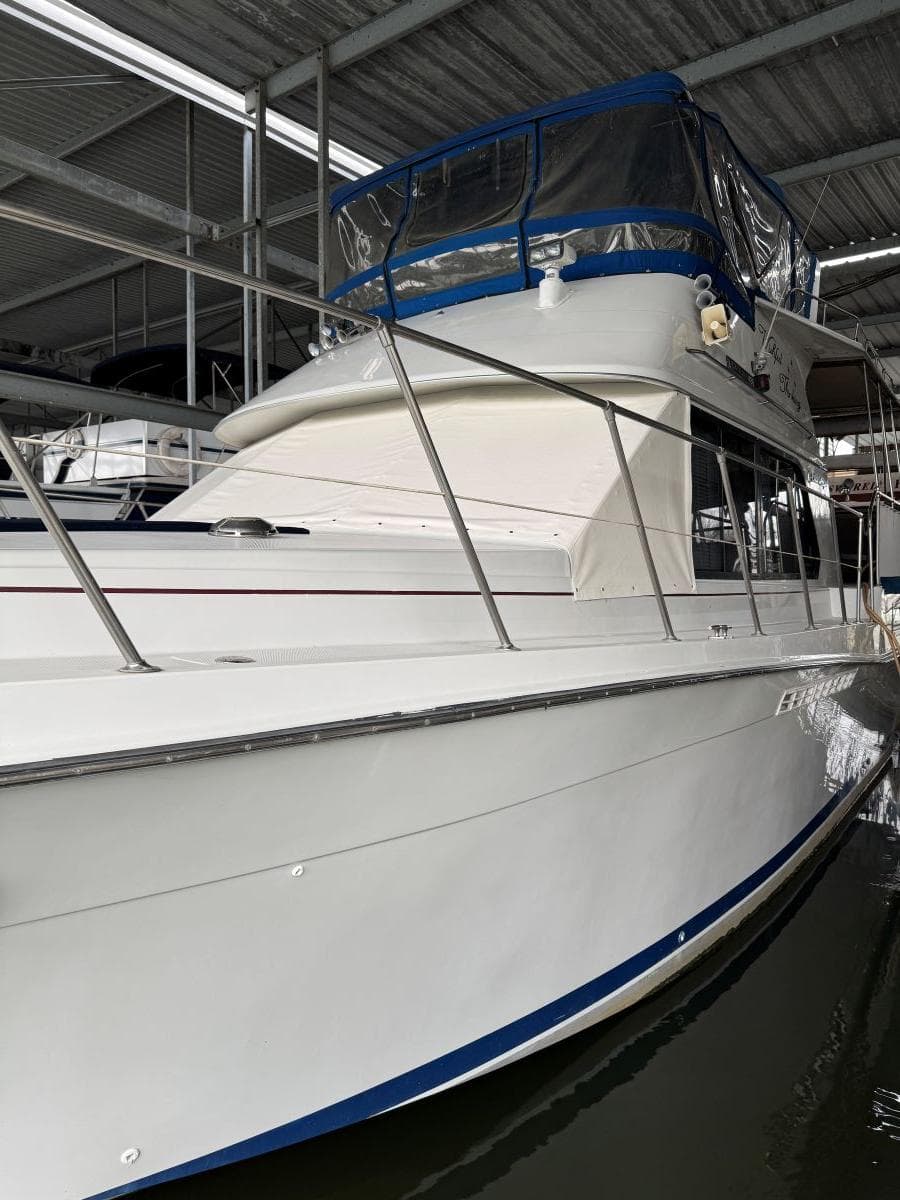 1988 Chris-Craft 426 Catalina — Hendersonville, TN (photo 38)
